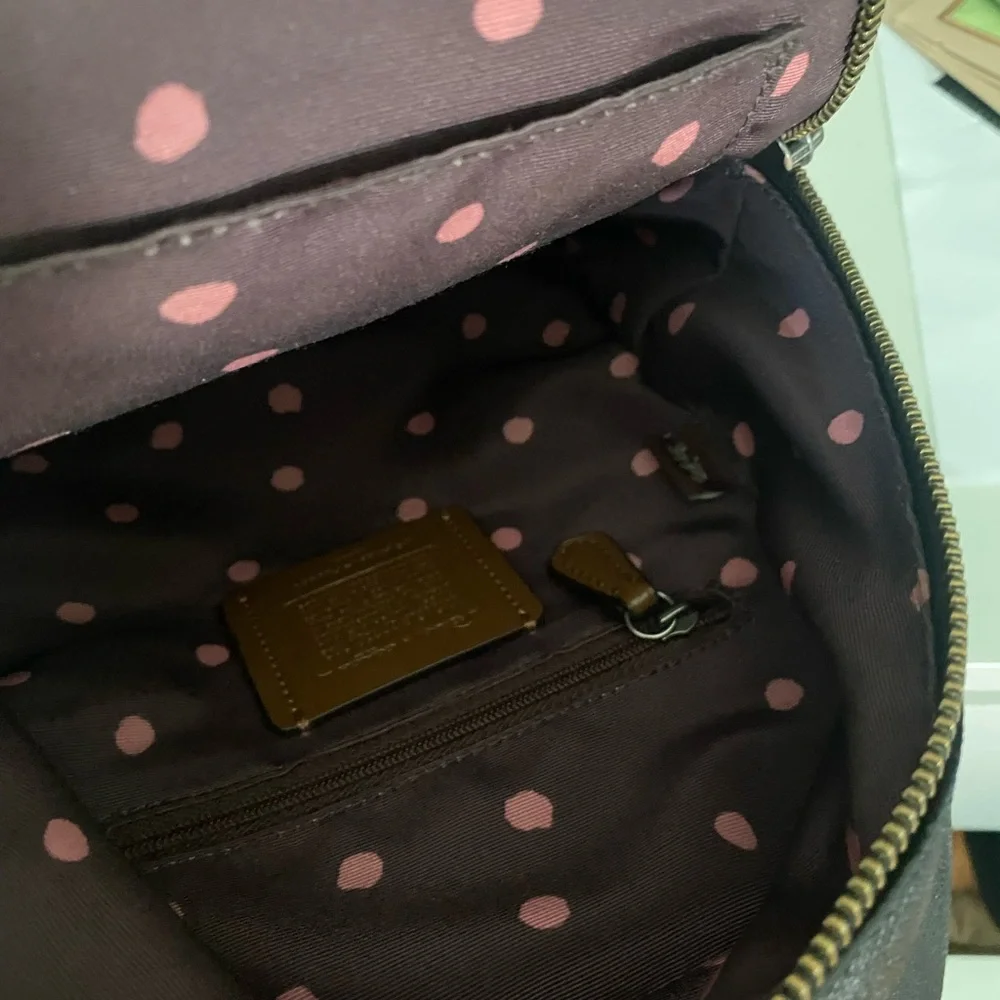 DISNEY X COACH MINI CHARLE BACKPACK WITH MINNIE MOUSE MOTIF - Picture 9 of 9